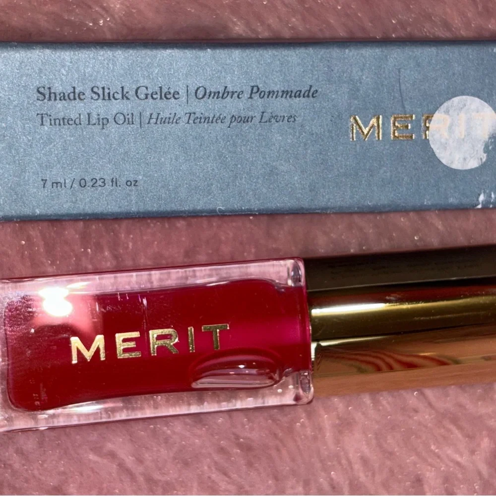 Merit Shade Slick Gelée Tinted Lip Oil
